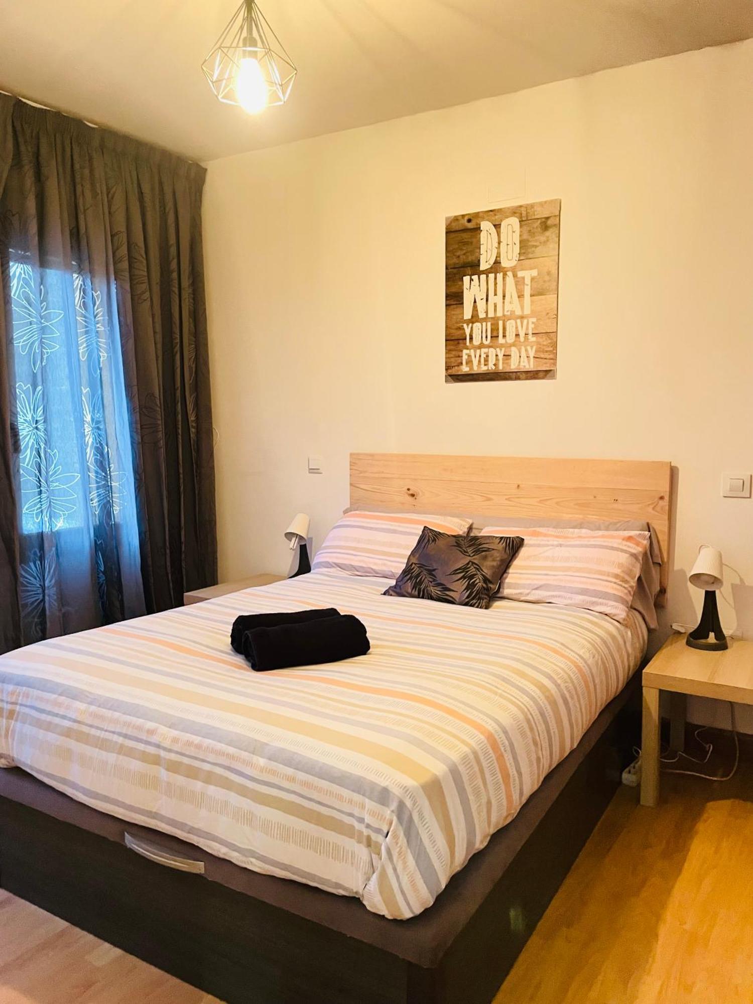 Apartamento La Marquesa De Vallespin .patio.centro Ciudad. Ávila
